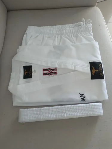 Uniforme Dobok Taekwondo