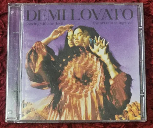CD Demi Lovato - Dancing With The Devil... The Art Of Starting Over (Roxo)