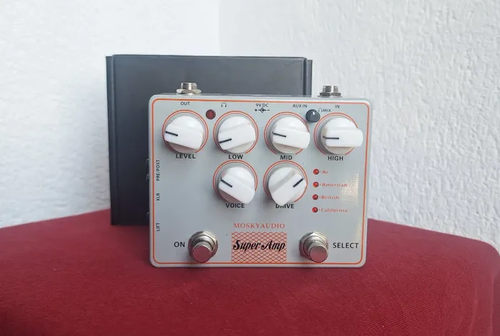 Mosky Super Amp (4 preamps analógicos)