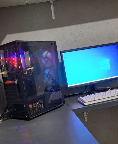 PC GAMER Intel i5 - 16GB RAM + Placa de Video