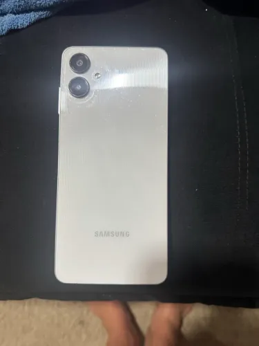Samsung a06