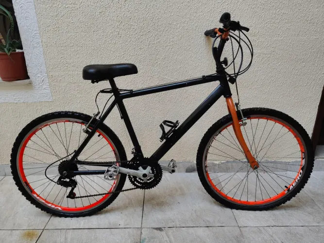 Bicicleta / Bike | Aro 26 | 21 Marcha | Preta e Laranja | Rodas Vzan