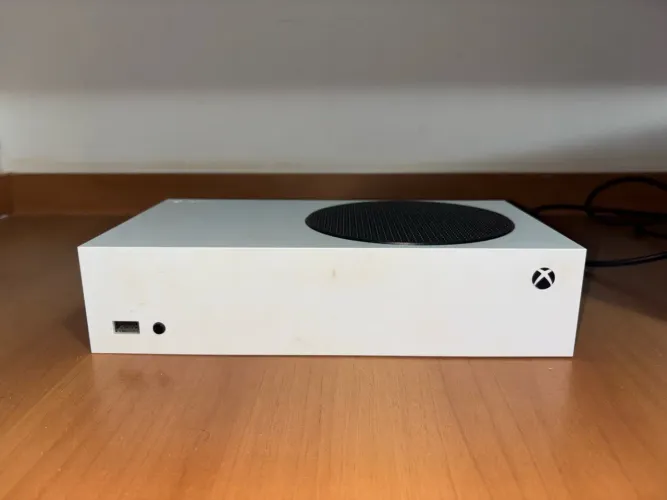 Xbox Séries S + 2 controles + Conta 