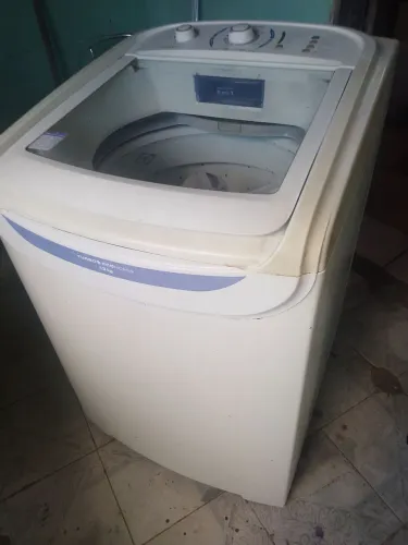 Maquina de lavar eletrolux toda boa