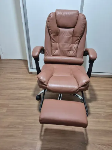 Cadeira executiva semi nova