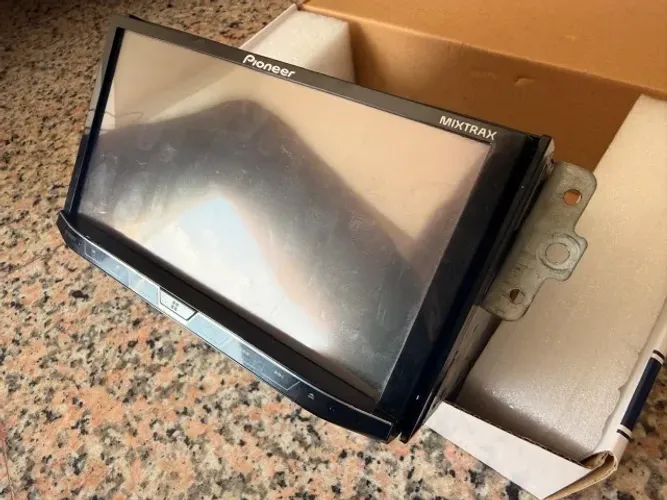 Multimídia pioneer AVH X5880TV - seminova e totalmente funcional