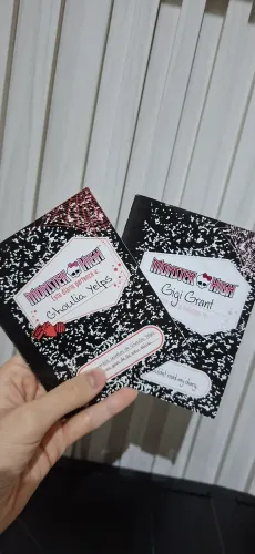 Diário Ghoulia Yelps básica 