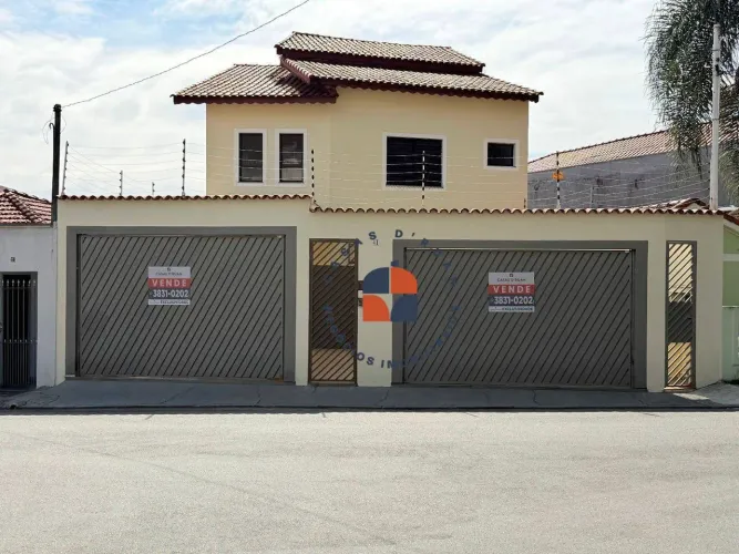 Sobrado com 12m de frente na melhor localização da Vila Romana!!