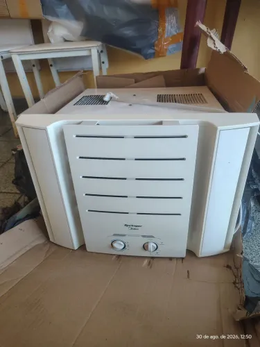 Vende se ar condicionado de janela Springer Midea