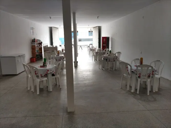 Oportunidade para quem quer colocar uma lanchonete ou restaurante
