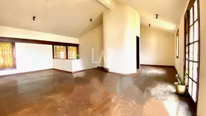 Casa à venda, 4 quartos, 1 suíte, 4 vagas, Santa Lúcia - Belo Horizonte/MG