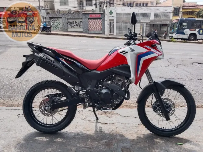 XRE 300 SAHARA RALLY ABS VERMELHA 2026/2027