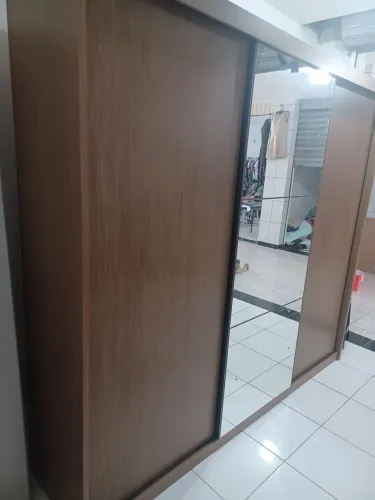 Guarda roupa Casal 6 gavetas, 3 portas de correr
