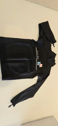 Camisa neopreme para surf e praia