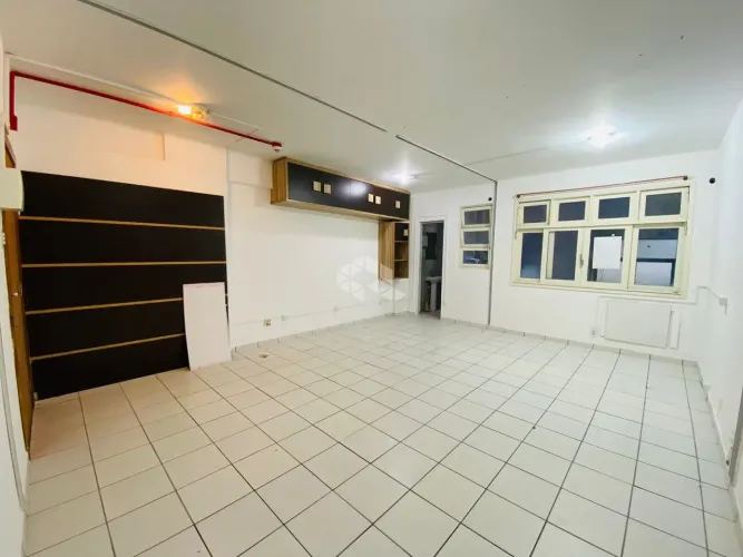 Sala comercial na Felipe Schmit, Centro, Florianópolis-SC