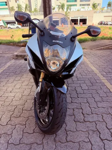 Suzuki gsxr 750