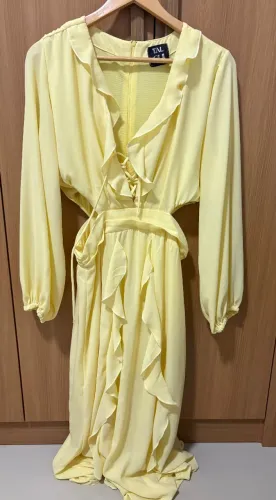 Vestido de festa amarelo