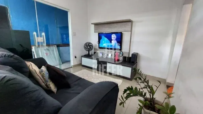 Casa com 3 quartos à venda, 180 m² por R$ 450.000 - Mutondo - São Gonçalo/RJ