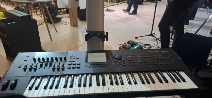 teclado yamaha motif