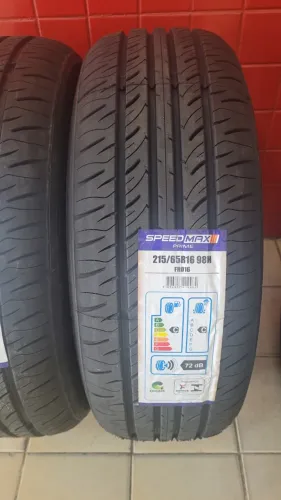 Pneus ,,, 215 65 16 , , , novos , ( leia )