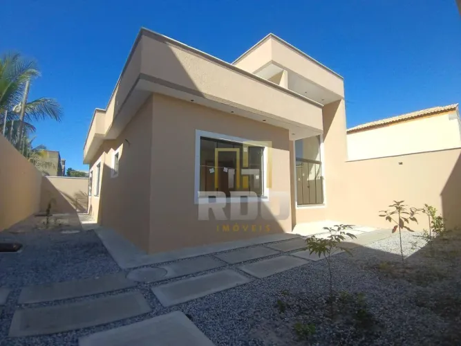 Oportunidade no Enseada! casa à venda de 3 quartos somente 425mil!