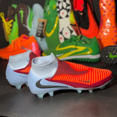 Chuteira Nike Phantom Elite 41BR
