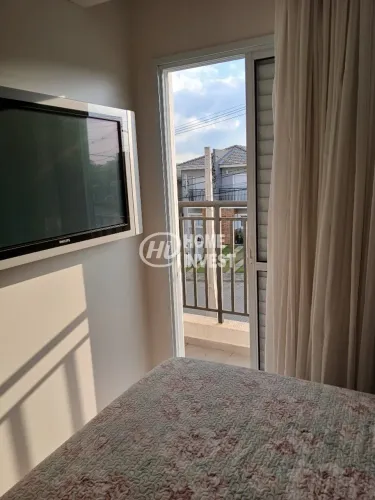 Casa em Condomínio à Venda em Jundiaí-SP: 3 Quartos, 1 Suíte, 3 Banheiros, 2 Vagas na Cida