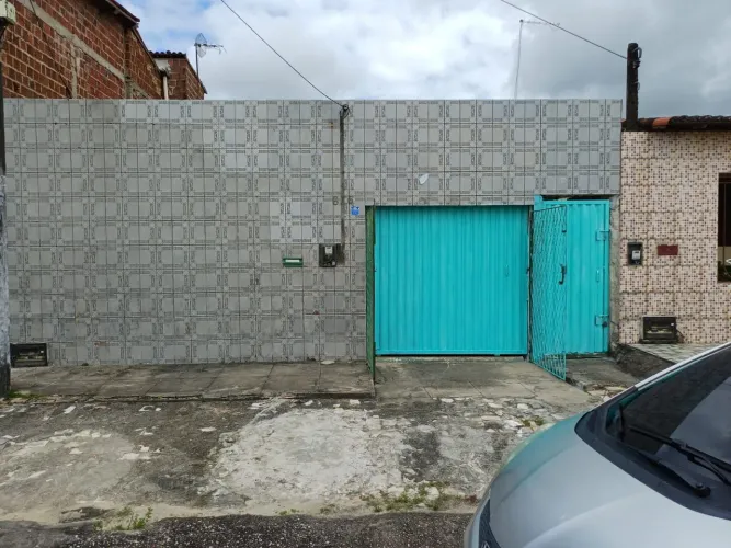 Vendo Casa em Monte Castelo