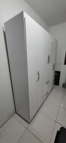 Guarda roupa, entrego