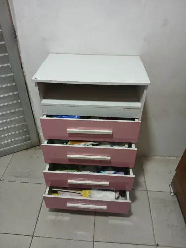 Estou vendendo essa cômoda infantil