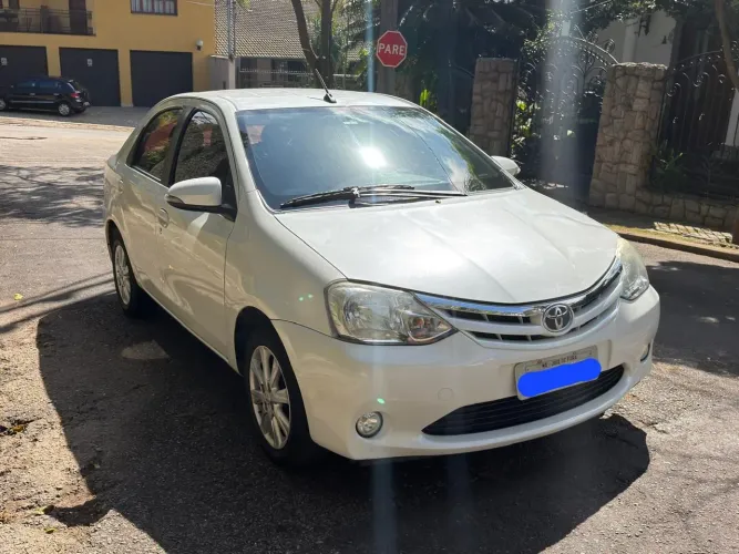 Toyota Etios XLS Sedan 1.5 Flex 16V 4P Aut. 2017