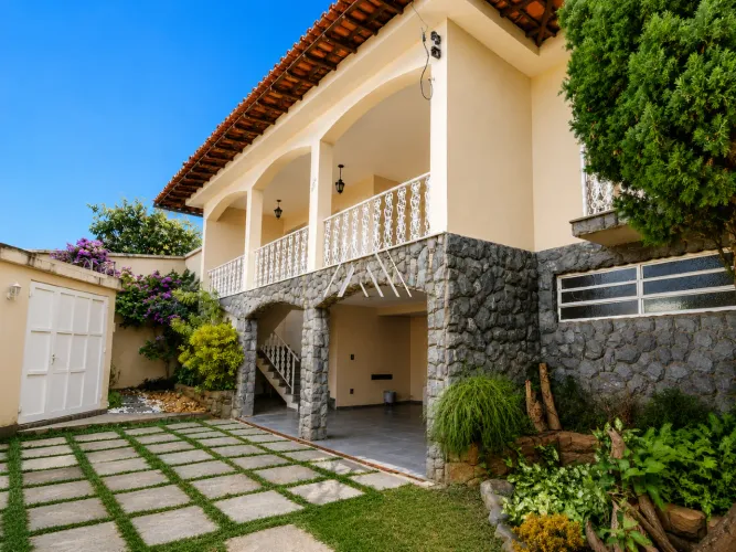 CASA PARA VENDA - RESIDENCIAL MORRO DO SOL - ITAÚNA MG