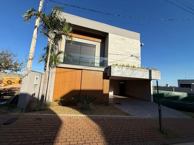 SOBRADO MOBILIADO À VENDA NO CONDOMÍNIO VIVERE PARC EM APUCARANA