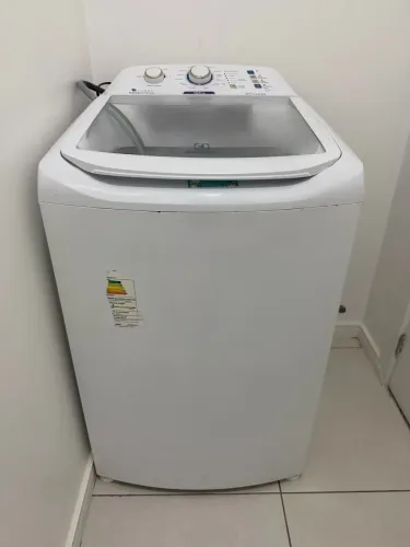 Lavadora Electrolux 10,5kg Turbo Economia - 2 anos de uso