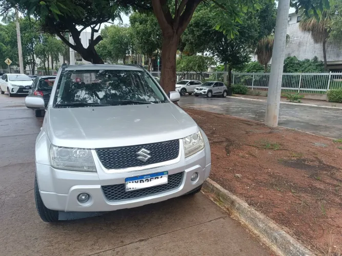 Suzuki Grand Vitara 2.0 16V 4x2/4x4 5P Aut. 2012