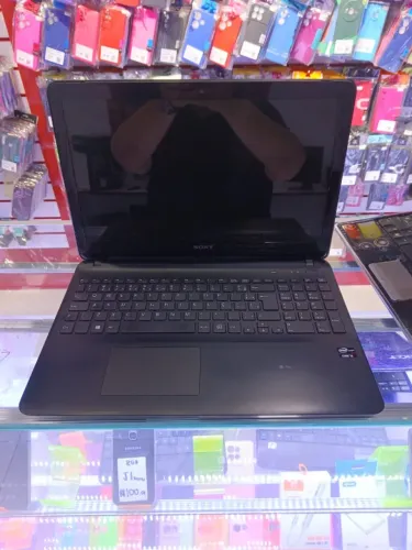 Notebook Sony VAIO SVF15 i5 8GB 1TB - Revisado (Retirada/Envio)