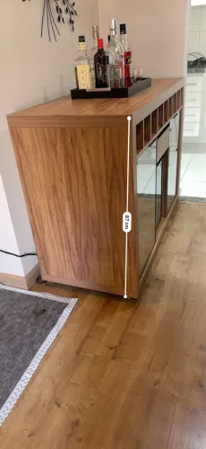 Aparador/Adega