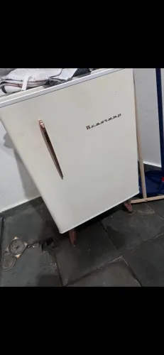 Frigobar retrô Brastemp