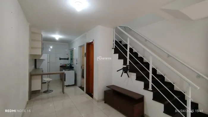 Casa de condomínio à venda no bairro Patriarca com 2 suítes