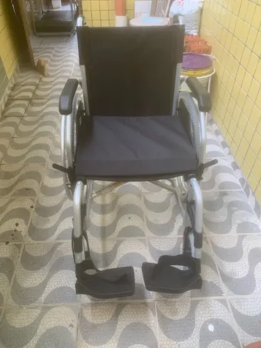 Cadeira de Rodas em alumínio