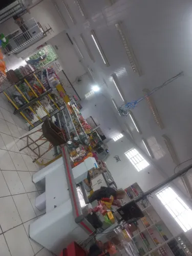 Mini mercado a venda