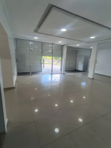 PONTO COMERCIAL NA AVENIDA NATAN XAVIER