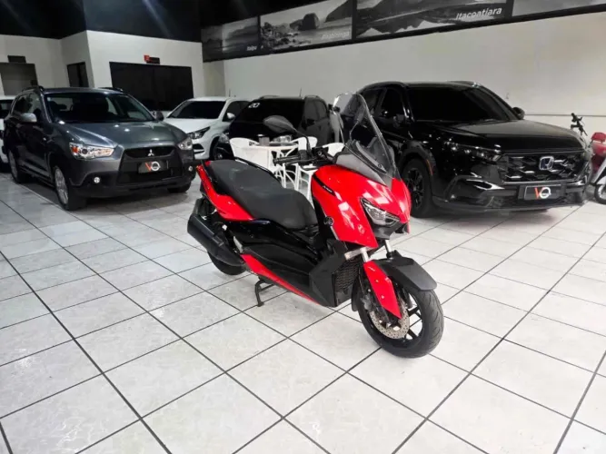 Yamaha Xmax 250 abs 2023