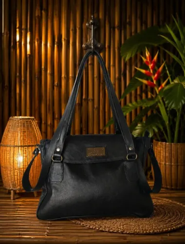 Bolsa Em Couro Legítimo Andréa Vinci