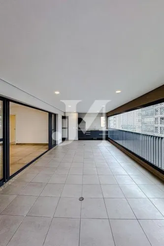 Apartamento Alto Padrão de 165m², 3 Dormitórios, todos Suítes e 3 Vagas no Condomínio Skyp