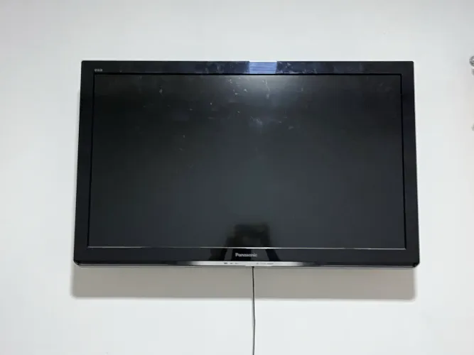 TELEVISÃO 42 POLEGADAS