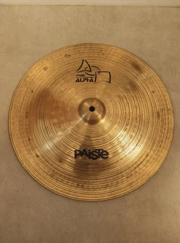 ## Prato de bateria Paiste Alpha China 16, liga de bronze B8, sem detalhes, novíssimo !!!