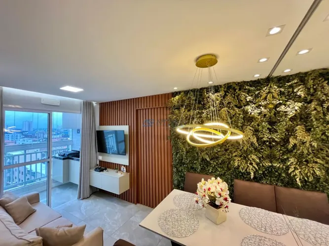 Apartamento Mobiliado à Venda em Praia Grande com 2 quartos, 1 banheiro, 1 vaga