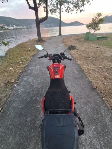 VENDO ou TROCO em moto MAIOR FACTOR 150 2020