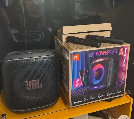 Caixa jbl encore2